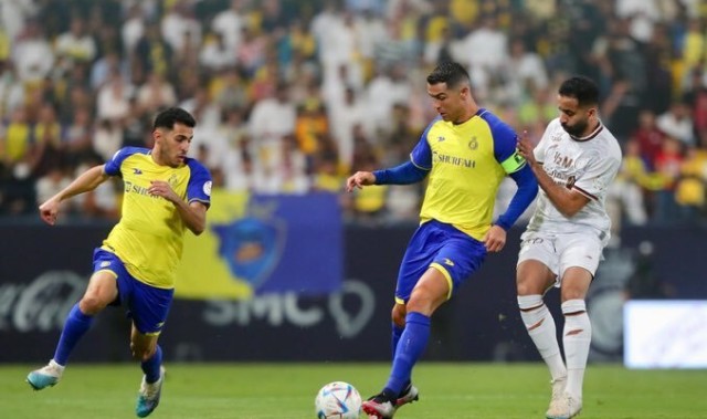  AC米兰功勋队长替补救主保留争冠希望  