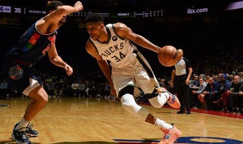  字母哥狂砍五十加十七篮板，雄鹿主场碾压东部垫底魔术