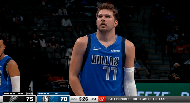  德罗赞中投精准马刺加时险胜雷霆